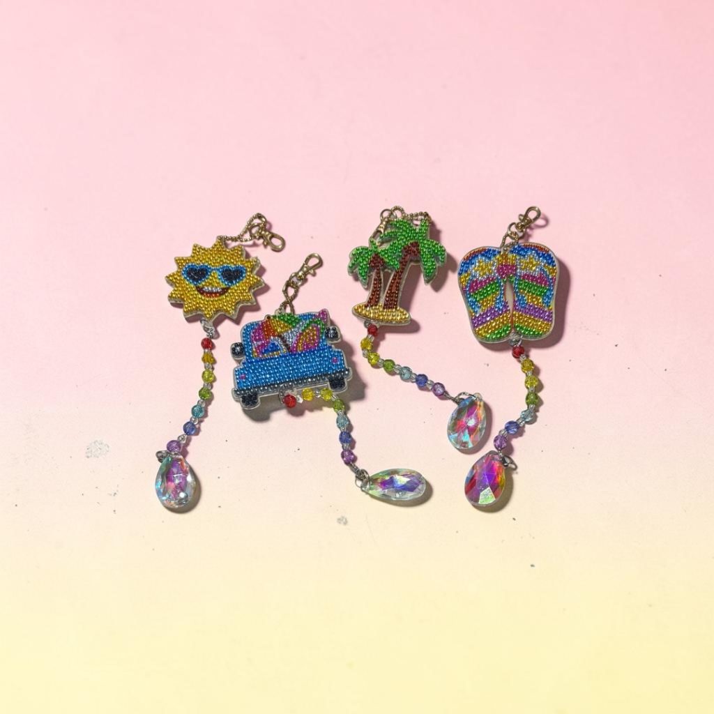 BEACHY SUNCATCHERS