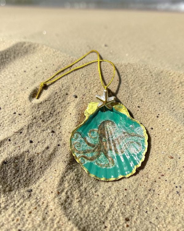 OCTOPUS SHELL ORNAMENT